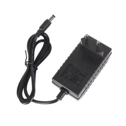 Zaryadno za bateriya Navee Easyride 20 E20 E25 Easyride Pro ili podoben  - 1 Savmestima s trotinetki Navee Easyride 20, E20, E25
