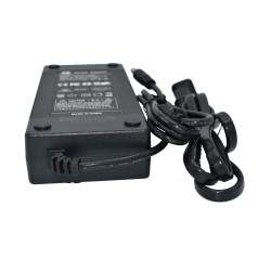 Batterioplader 37,4V 3,5A Etwow - 3 Batterioplader 37,4V 3,5A
37,4v 3,5A oplader
Specifik 37,4 volt og 3,5 amp oplader. Hvis du 