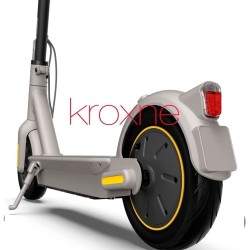Ninebot KickScooter MAX G30LE II conçu par Segway - 40 km d'autonomie. Segway - Ninebot - 2 - Châssis plus robuste, plus large. 