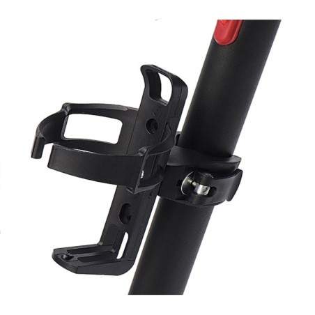 Mugghållare för vattenflaskor  - 2 Mugghållare för vattenflaskor
Idealiskt stöd för att bära vatten under resor.
Installera den 