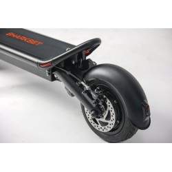 Sharkset RS1 - două motoare de 1400 W - baterie de 20 Ah - autonomie de la 50 la 70 km Sharkset - 14 Sharkset RS1 - două motoare