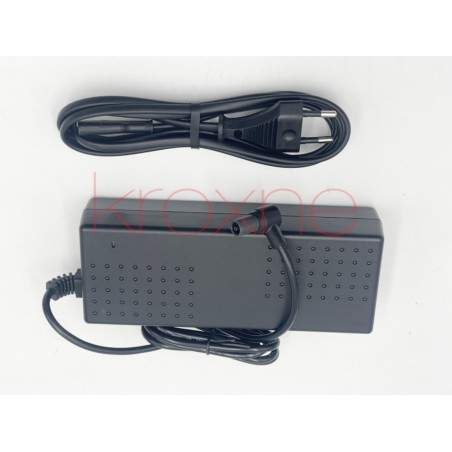 Ładowarka do hulajnogi elektrycznej Xiaomi Electric Scooter 4 Pro (2. generacji).  - 1 Ładowarka do hulajnogi elektrycznej Xiaom