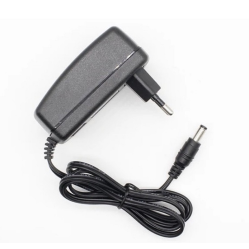 Oplader til Ninebot E8, E10, C15, C20 el-scooter  - 1 Oplader til Ninebot E8, E10, C15, C20 el-scooter
Oplader til Ninebot E8, E