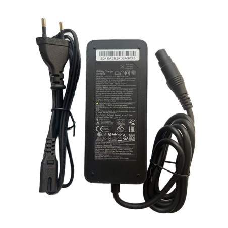 Chargeur pour scooter électrique Xiaomi 4 Pro Plus Xiaomi - 1 Chargeur pour scooter électrique Xiaomi 4 Pro Plus
Chargeur pour X